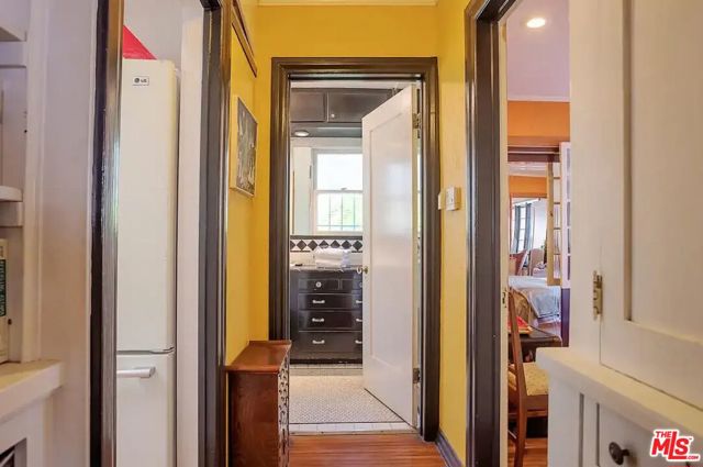 2146 Holly Drive, Los Angeles CA: https://media.crmls.org/mediaz/21892b29-0764-4875-bc81-c8ee6a69e3be.jpg
