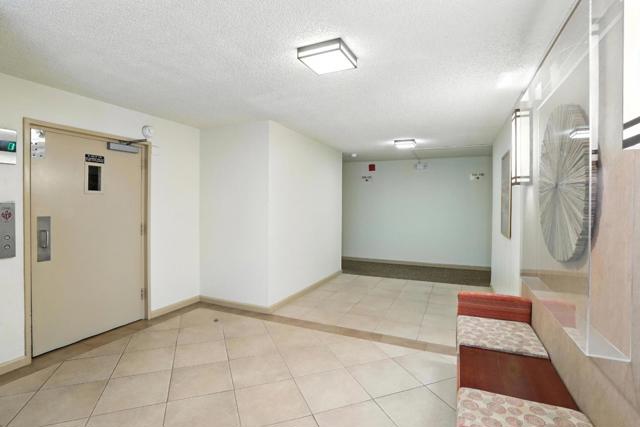 1171 Compass Lane, Foster City CA: https://media.crmls.org/mediaz/2189f762-13c4-4bfa-9d0a-82e442f2d7c1.jpg