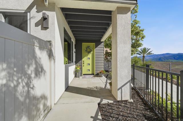 Detail Gallery Image 2 of 72 For 2056 Callisto Terrace, Chula Vista,  CA 91915 - 3 Beds | 3/1 Baths