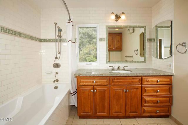 Detail Gallery Image 18 of 42 For 943 Bay Tree Rd, La Canada Flintridge,  CA 91011 - 4 Beds | 3 Baths