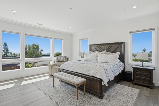 Detail Gallery Image 38 of 74 For 374 Fulvia St, Encinitas,  CA 92024 - 4 Beds | 4/1 Baths