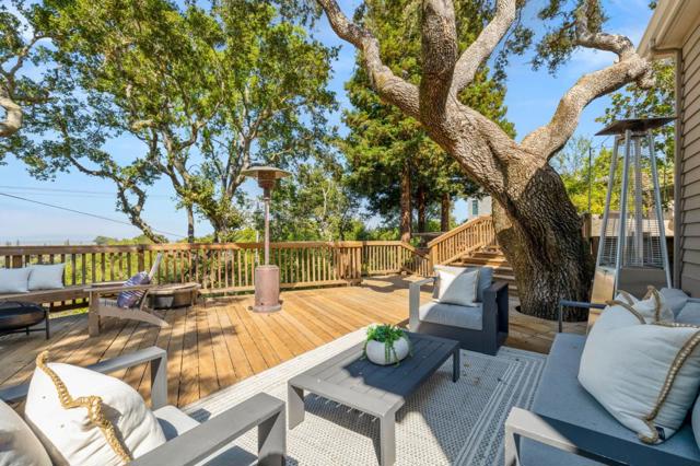 100 Vaquero Way, Redwood City CA: https://media.crmls.org/mediaz/218dc435-f0f7-410c-a79c-d3ab1603215b.jpg