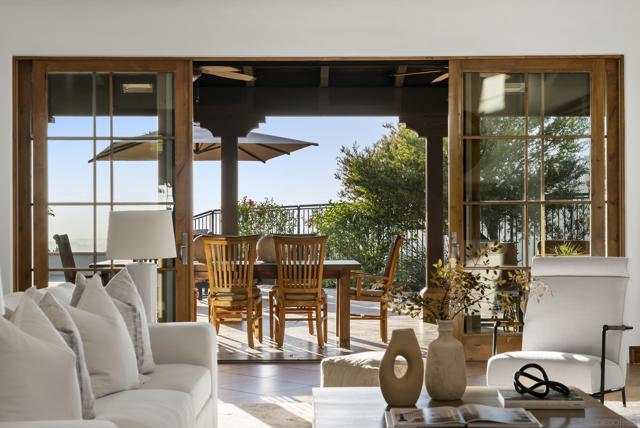 7778 Camino Sin Puente, Rancho Santa Fe CA: https://media.crmls.org/mediaz/218e0711-cef0-462f-9300-b5ee6e204923.jpg