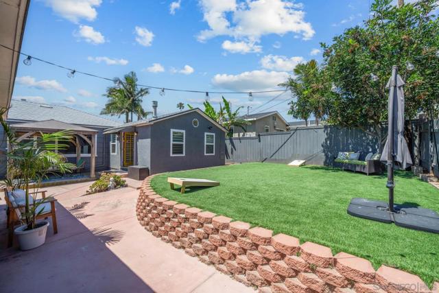 516 Bonito Avenue, Imperial Beach CA: https://media.crmls.org/mediaz/218e0aec-ccc7-4fbf-9c87-1e2389a8a2c2.jpg