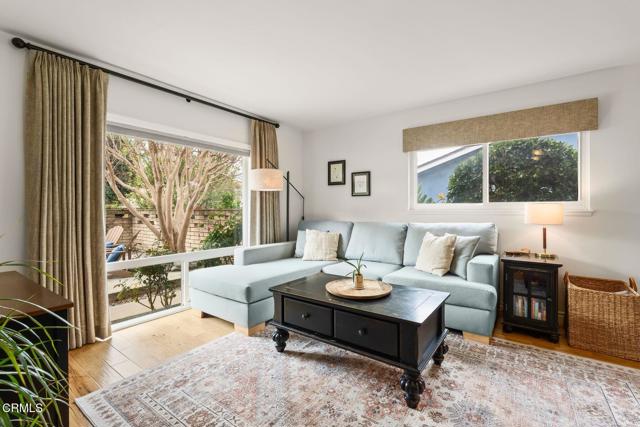 Detail Gallery Image 7 of 40 For 4725 Loma Vista Rd, Ventura,  CA 93003 - 3 Beds | 2 Baths