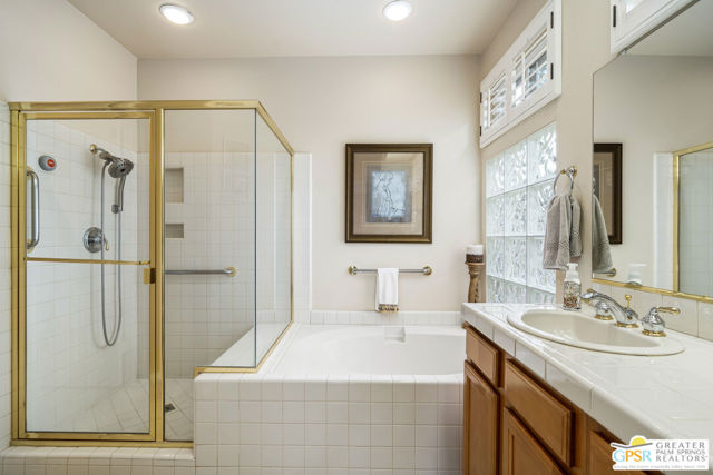 35707 Stonebriar Drive, Palm Desert CA: https://media.crmls.org/mediaz/218eda0f-22c4-4b21-ba09-b2f24d2ab735.jpg