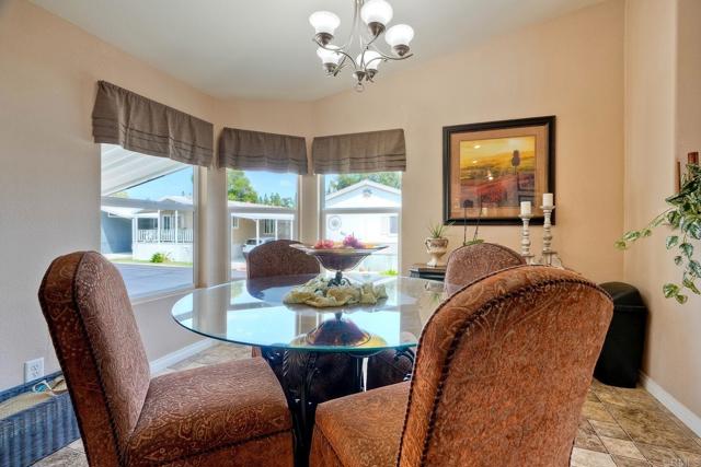 Detail Gallery Image 6 of 39 For 1001 S Hale Ave #2,  Escondido,  CA 92029 - 2 Beds | 2 Baths