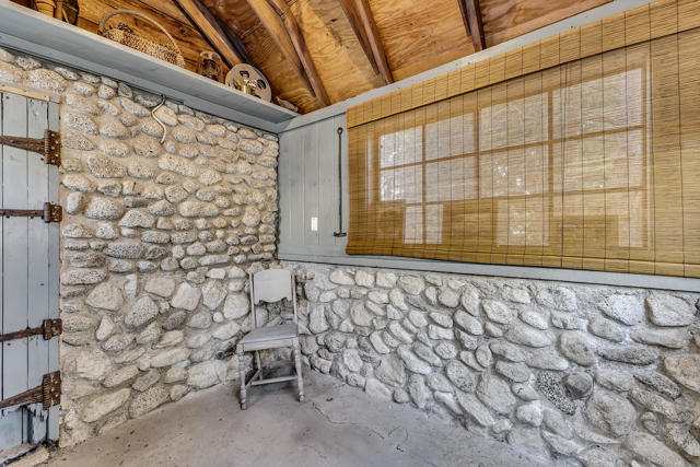 25585 Alderwood St Street, Idyllwild CA: https://media.crmls.org/mediaz/218fd7f8-af67-493b-9677-9be8d424f568.jpg
