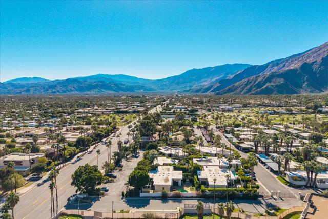 130 W Racquet Club Road #511, Palm Springs, CA 92262