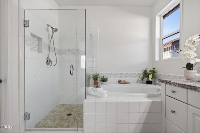 Detail Gallery Image 27 of 50 For 2914 Naples Dr, Oxnard,  CA 93035 - 3 Beds | 2 Baths