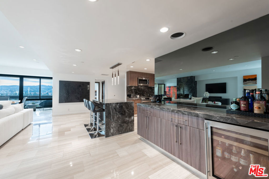 10445 Wilshire Boulevard #1905