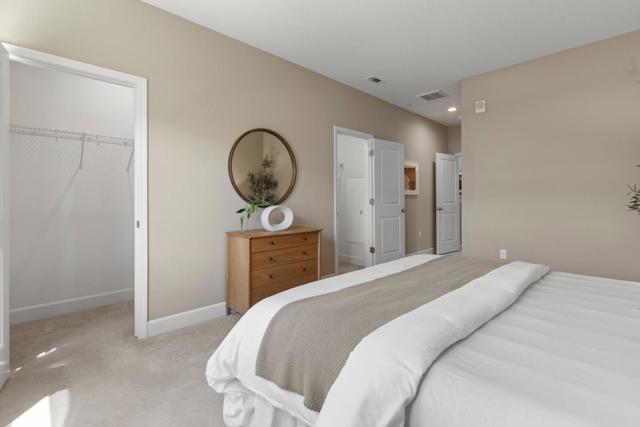 129 Ivory Palm Terrace, Sunnyvale CA: https://media.crmls.org/mediaz/219468bf-2f9e-499b-93bf-609793246f6b.jpg
