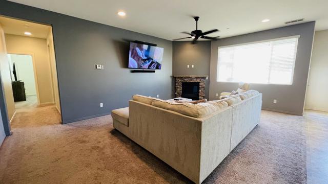 82982 Wheatley Court, Indio CA: https://media.crmls.org/mediaz/2194f13b-1f6a-4e80-93ba-cb82ad907db6.jpg