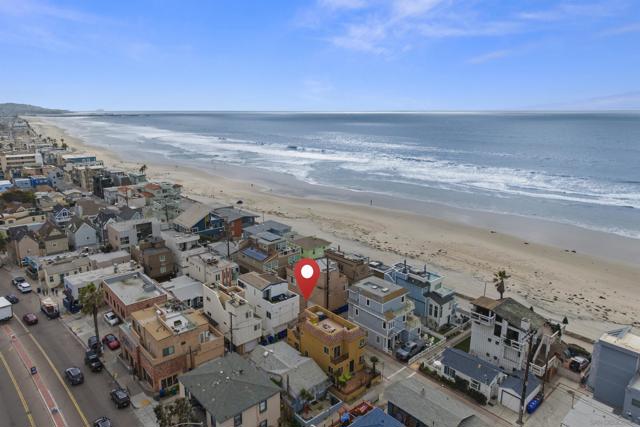 715 Toulon Ct, Outside Area (Inside Ca) CA: https://media.crmls.org/mediaz/219517d2-c3da-494e-b66e-676e598a220e.jpg