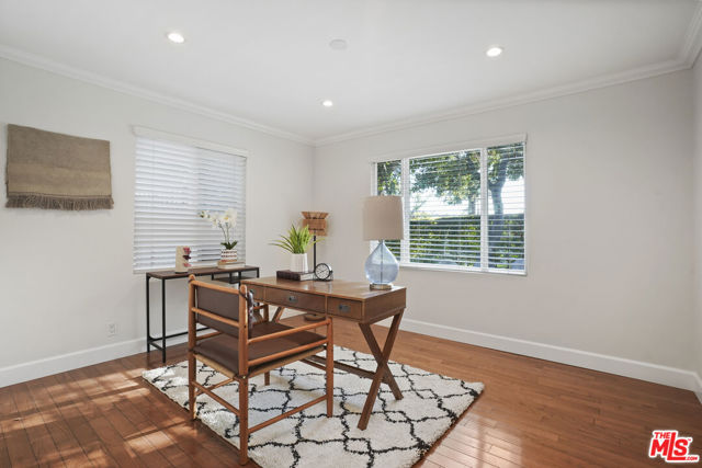 2452 N Altadena Drive, Altadena CA: https://media.crmls.org/mediaz/219559e2-89f7-4d72-8560-3859a9ae60ac.jpg