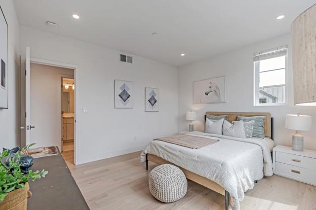 16009 Bartlett Court, Los Gatos CA: https://media.crmls.org/mediaz/219607d8-a0ca-42e3-b74a-c9d35d076355.jpg