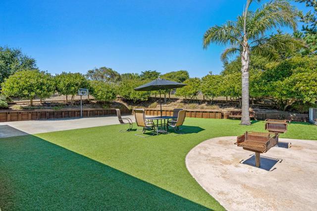 431 Canon Del Sol, Watsonville CA: https://media.crmls.org/mediaz/21962dc1-3bab-4d45-bb71-8c3a8effbffe.jpg
