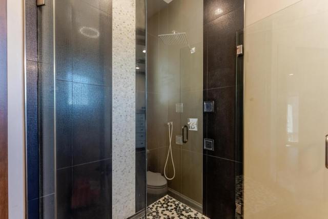 8440 Lovers Lane, Hollister CA: https://media.crmls.org/mediaz/2196c9f7-2eb2-43a6-ba9b-639eff7170e2.jpg