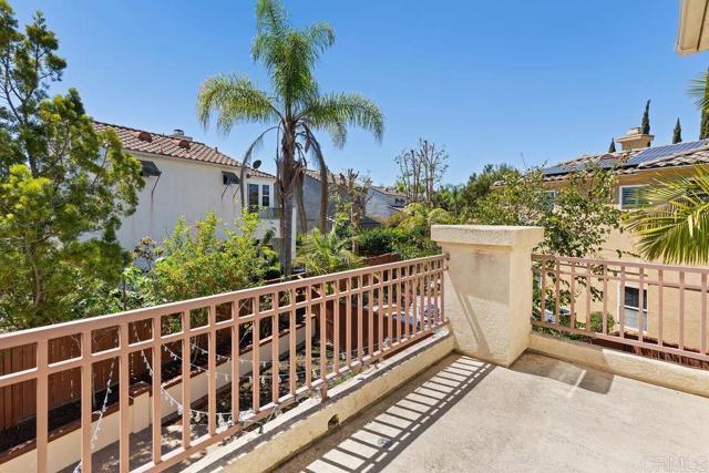 Detail Gallery Image 22 of 35 For 16758 Cimarron Crest Dr, San Diego,  CA 92127 - 3 Beds | 2/1 Baths