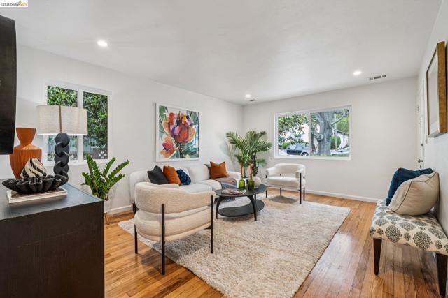 Image 6 of 45 For 1009 Everett