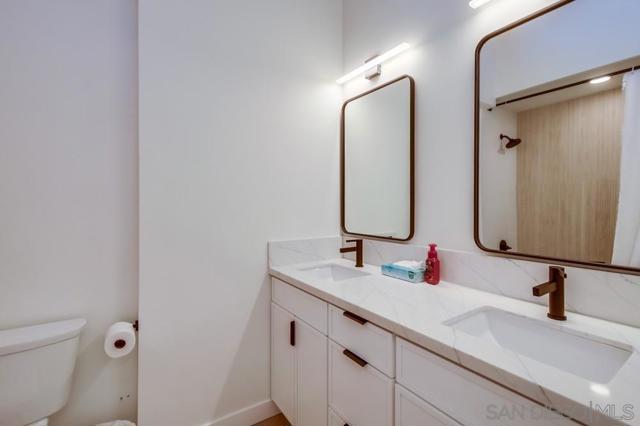 8457 Paseo Del Ocaso, La Jolla CA: https://media.crmls.org/mediaz/2199c960-f92a-41d1-939b-6576a5918610.jpg