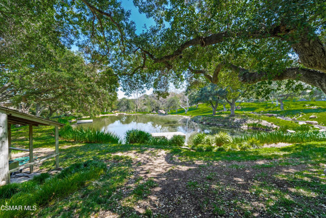 1464 Hidden Valley Road, Thousand Oaks CA: https://media.crmls.org/mediaz/219a02ce-09a2-4d6e-8b74-06ec839c0ab8.jpg