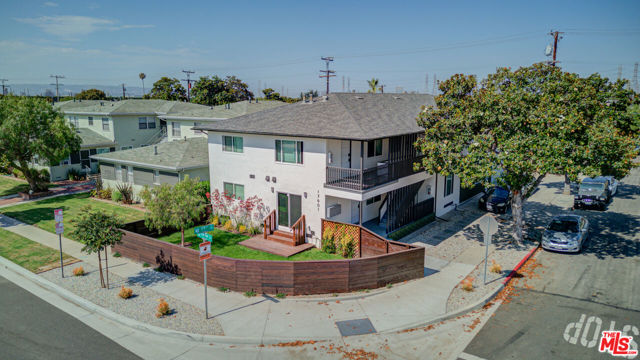 Image 9 of 29 For 17901 Crenshaw Boulevard