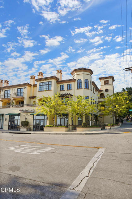 Detail Gallery Image 11 of 51 For 985 N Michillinda Ave #207,  Pasadena,  CA 91107 - 3 Beds | 5 Baths