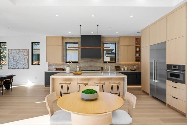 89 Centre Street, Mountain View CA: https://media.crmls.org/mediaz/219b12ef-aeac-43ca-aa62-bfa49bd450ba.jpg