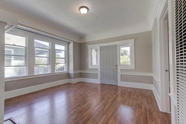 19 S Delaware Street, San Mateo CA: https://media.crmls.org/mediaz/219b2173-c2f2-420c-8151-3061a319a2e4.jpg