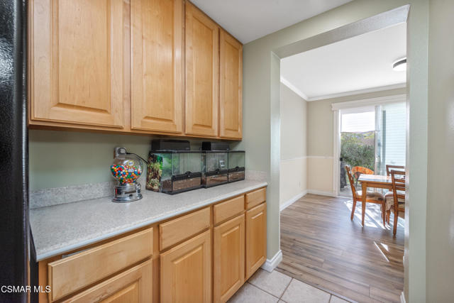 Image 17 of 37 For 652 Cardinal Ridge Lane B