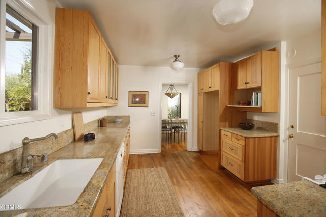 Detail Gallery Image 9 of 24 For 575 Eldora Rd, Pasadena,  CA 91104 - 2 Beds | 2 Baths