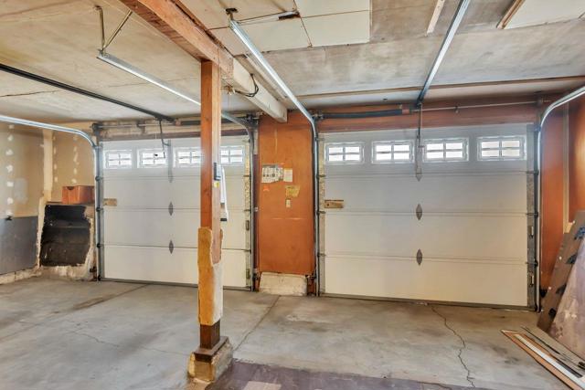 3709 Kenwood Avenue, San Mateo CA: https://media.crmls.org/mediaz/219d140e-a850-4720-b82e-d9ce9e1ef5f2.jpg