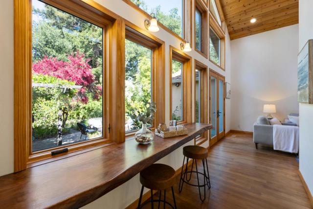 620 Olive Street, Menlo Park CA: https://media.crmls.org/mediaz/219e8cff-061c-48cf-95a6-3f61695b3366.jpg