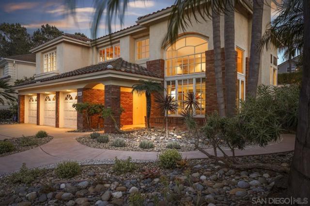 4745 Finchley Terrace, San Diego CA: https://media.crmls.org/mediaz/219fad00-c2fa-4c0b-990e-b7e0ae02ba59.jpg