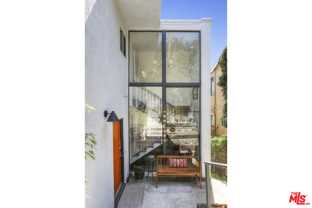 Image 2 for 623 Sunnyhill Dr, Los Angeles, CA 90065