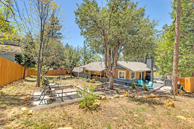 25440 Rim Rock Road, Idyllwild CA: https://media.crmls.org/mediaz/21a0fc89-7123-4176-bf7e-7df355415891.jpg