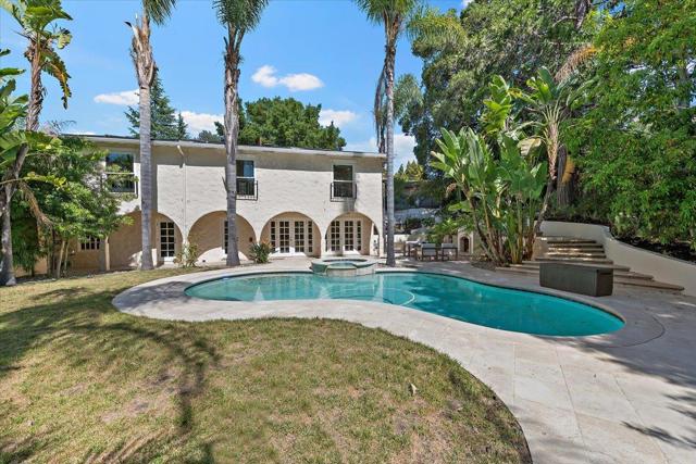 17274 Verdes Robles, Los Gatos CA: https://media.crmls.org/mediaz/21a13778-94d0-46e2-bbf8-99c6dabaec9d.jpg