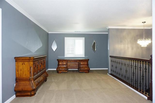 334 Honeybell Street, Los Banos CA: https://media.crmls.org/mediaz/21a67e0b-7be3-44b9-a094-dd0fbe2ee6cb.jpg