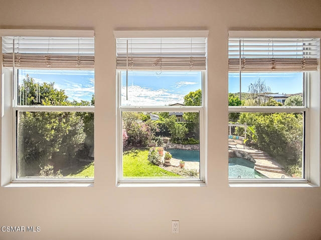 Image 36 of 67 For 388 Via Cresta