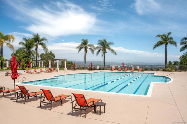 2133 View Crest Glen, Escondido CA: https://media.crmls.org/mediaz/21aa4f0b-20f5-40f8-8075-148e562ce9fd.jpg