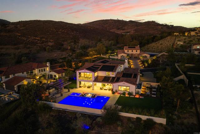 Detail Gallery Image 55 of 69 For 17028 Rendezvous Cir, San Diego,  CA 92127 - 5 Beds | 5/1 Baths