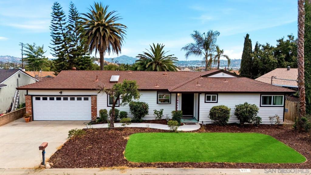817 Arboleda Rd