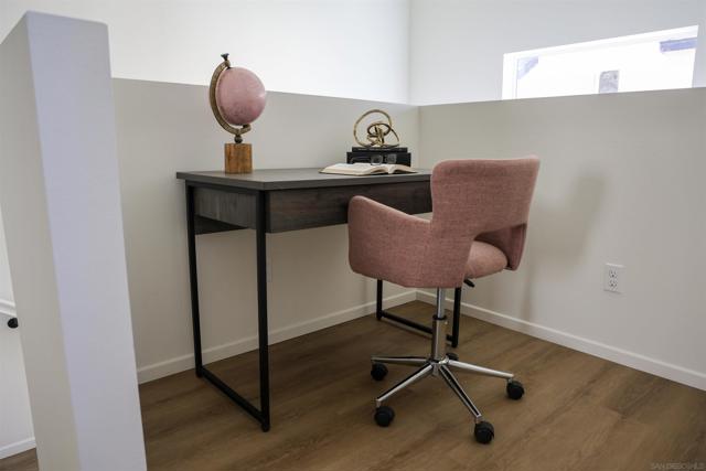 5282 Naranja Street 10, San Diego CA: https://media.crmls.org/mediaz/21ab17b9-549e-49b5-bafb-8f7ddcc03d75.jpg