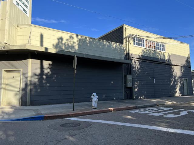 Image 13 of 55 For 310 Jackson Blvd