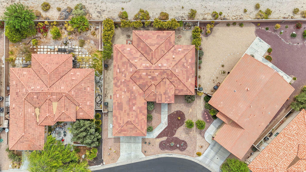 https://media.crmls.org/mediaz/21ab473e-d880-4a71-ab3c-90678ccccbdc.jpg?preset=X-Large