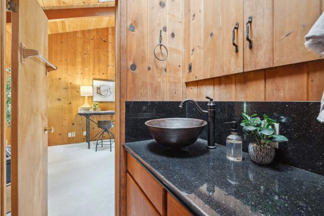 16580 Jamison Creek Road, Boulder Creek CA: https://media.crmls.org/mediaz/21ac38df-7295-48fc-820c-e3c58f5c48a2.jpg