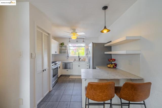 13 Alhambra Court, Antioch CA: https://media.crmls.org/mediaz/21ac61b6-becb-4b33-85f8-007ee7c08c47.jpg