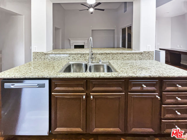 18944 Northern Dancer Lane, Yorba Linda CA: https://media.crmls.org/mediaz/21ac9bb7-0689-4ac0-8d66-992efea61b53.jpg