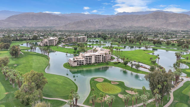 910 Island Drive #112, Rancho Mirage, CA 92270